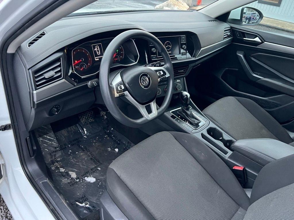 Volkswagen Jetta 1.4T S 8A 2019