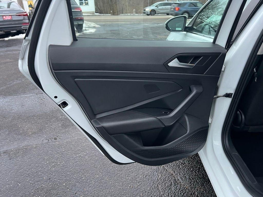 Volkswagen Jetta 1.4T S 8A 2019