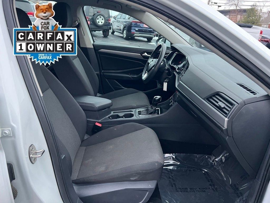 Volkswagen Jetta 1.4T S 8A 2019