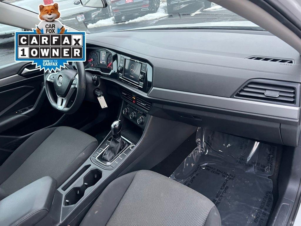 Volkswagen Jetta 1.4T S 8A 2019