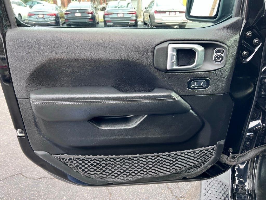 Jeep Wrangler Unlimited Sahara 2023