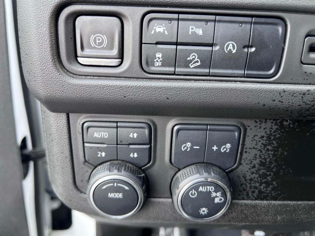 Chevrolet Suburban Premier 4WD 2023