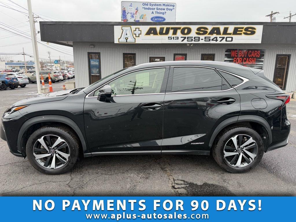 Lexus NX 300h Premium 2021