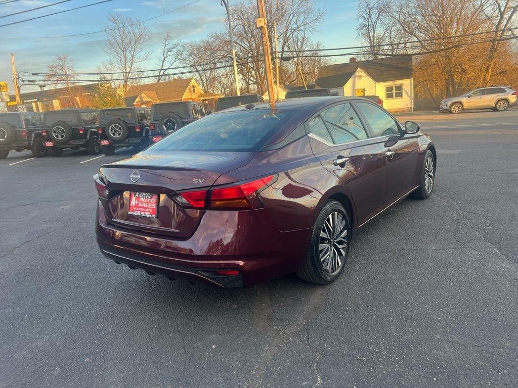 Nissan Altima 2.5 SV 2024