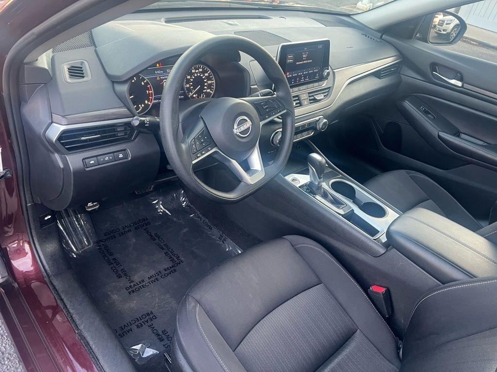 Nissan Altima 2.5 SV 2024