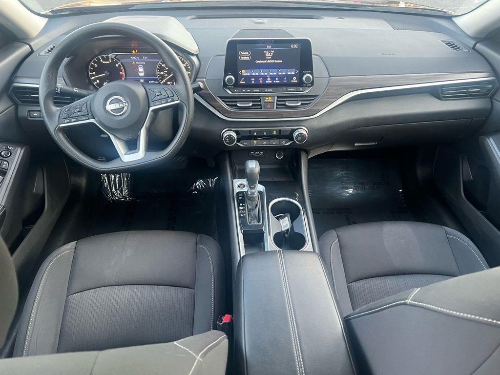 Nissan Altima 2.5 SV 2024