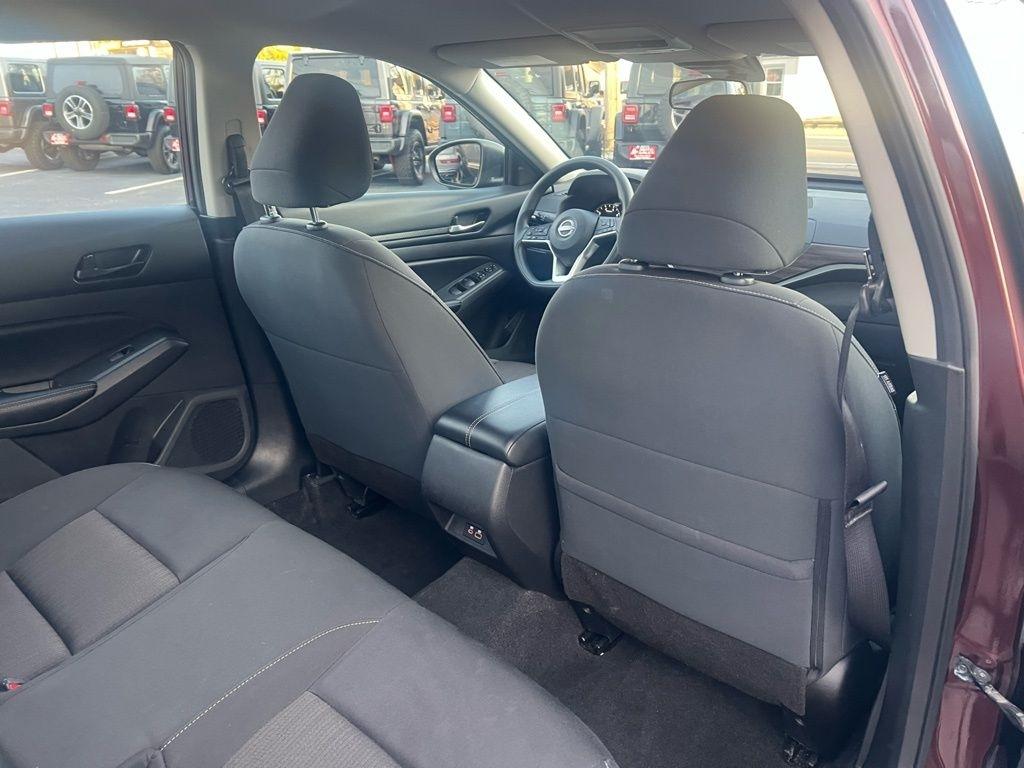 Nissan Altima 2.5 SV 2024