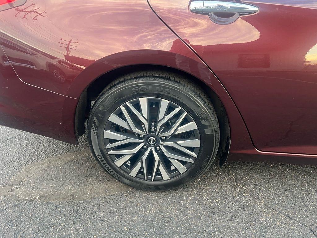 Nissan Altima 2.5 SV 2024