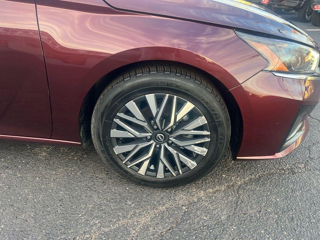 Nissan Altima 2.5 SV 2024