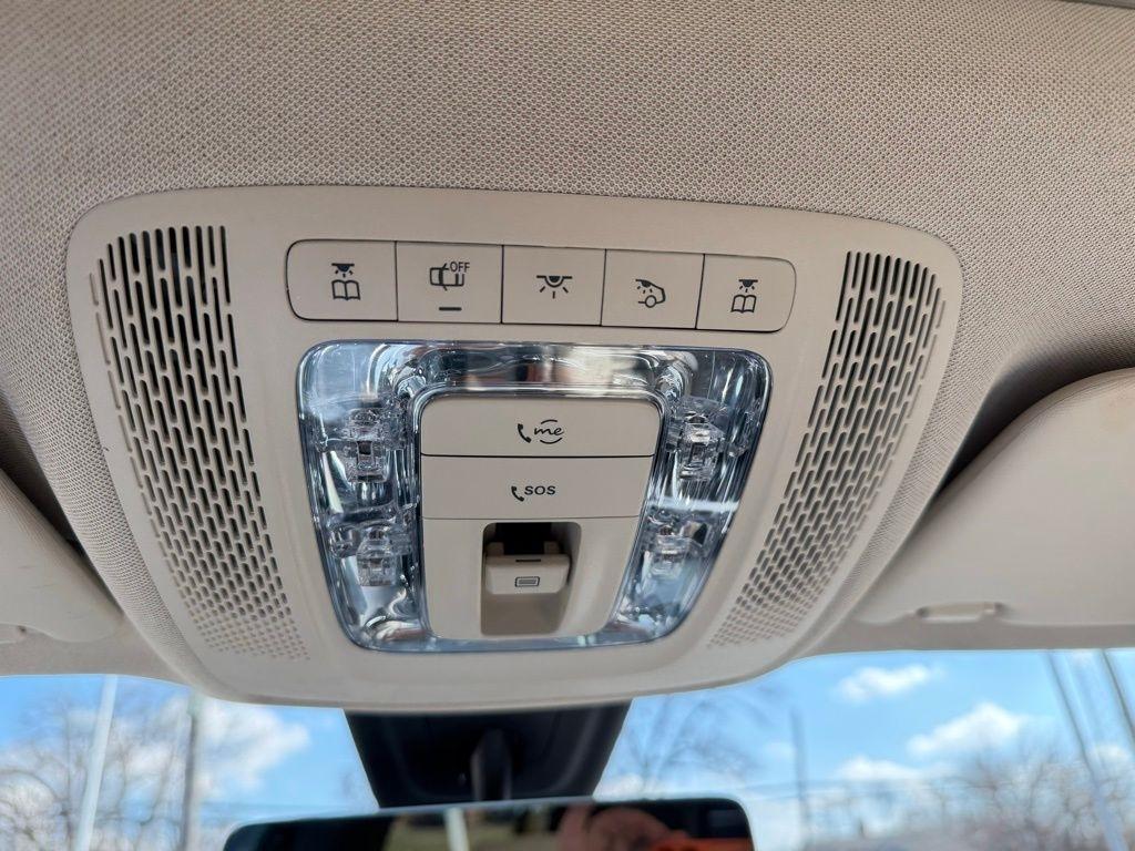 Mercedes-Benz GLB-Class GLB 250 4MATIC 2023