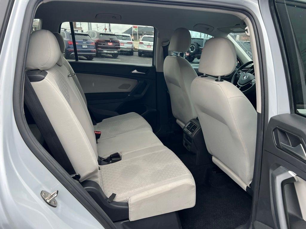 Volkswagen Tiguan S 2018