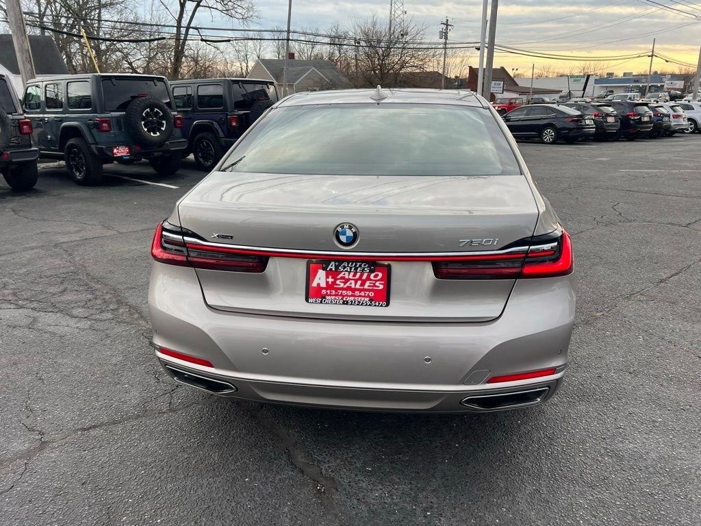 BMW 7-Series 750i xDrive 2021