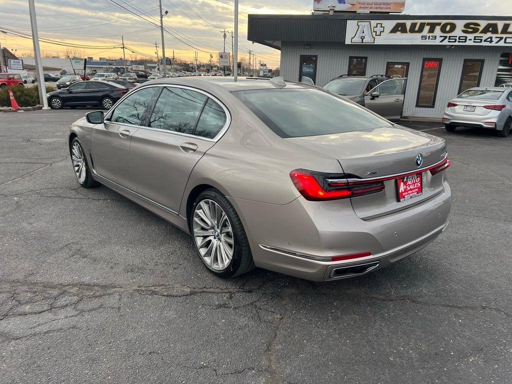 BMW 7-Series 750i xDrive 2021