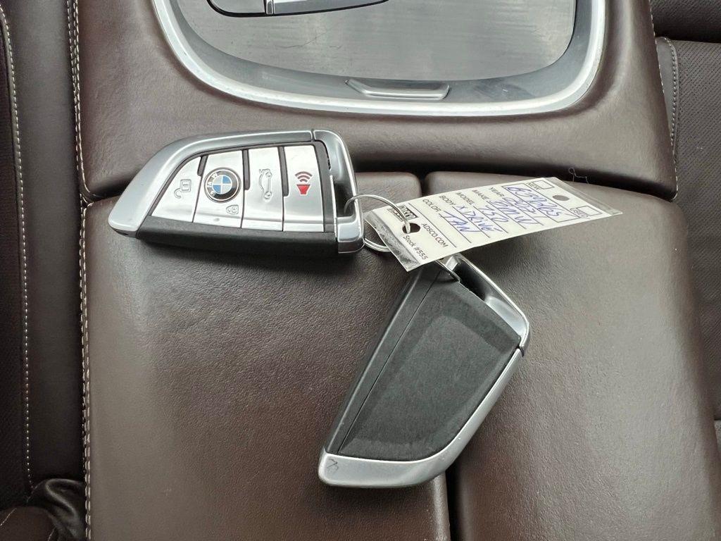 BMW 7-Series 750i xDrive 2021
