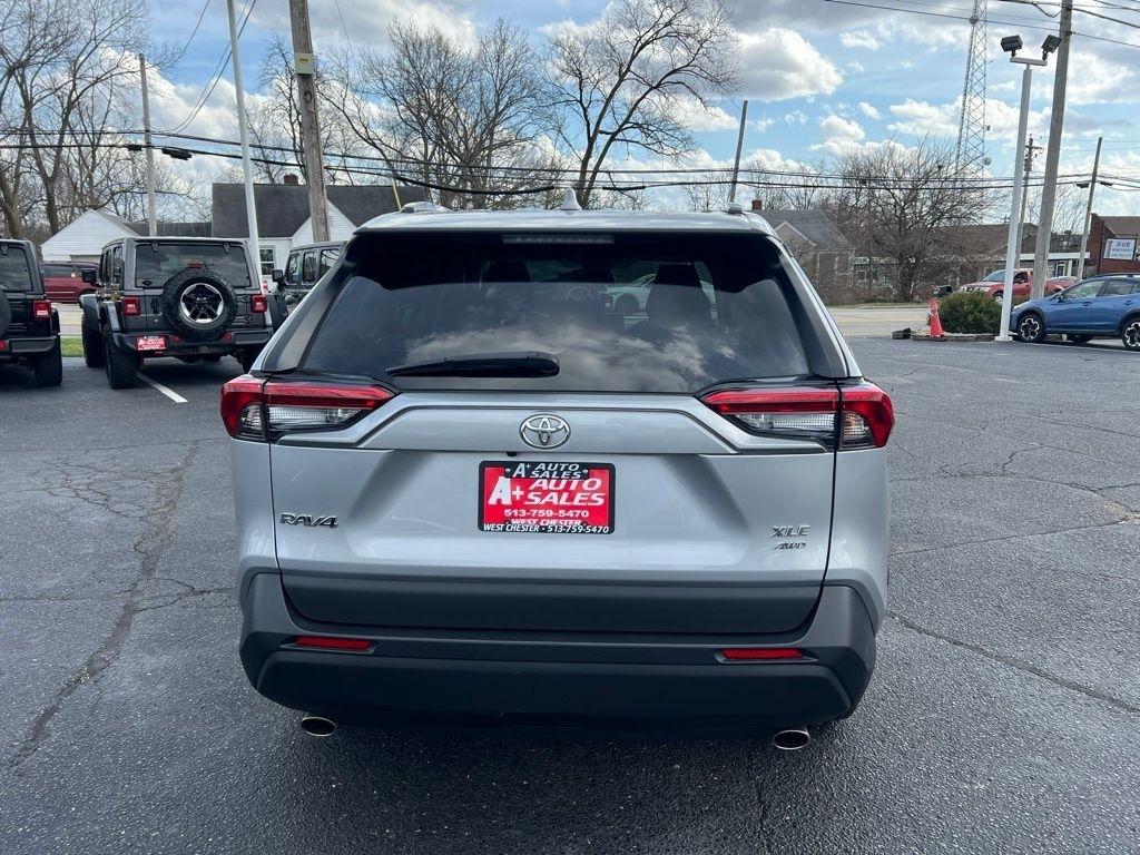 Toyota RAV4 XLE AWD 2022