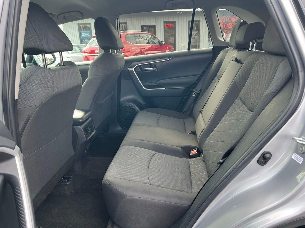 Toyota RAV4 XLE AWD 2022