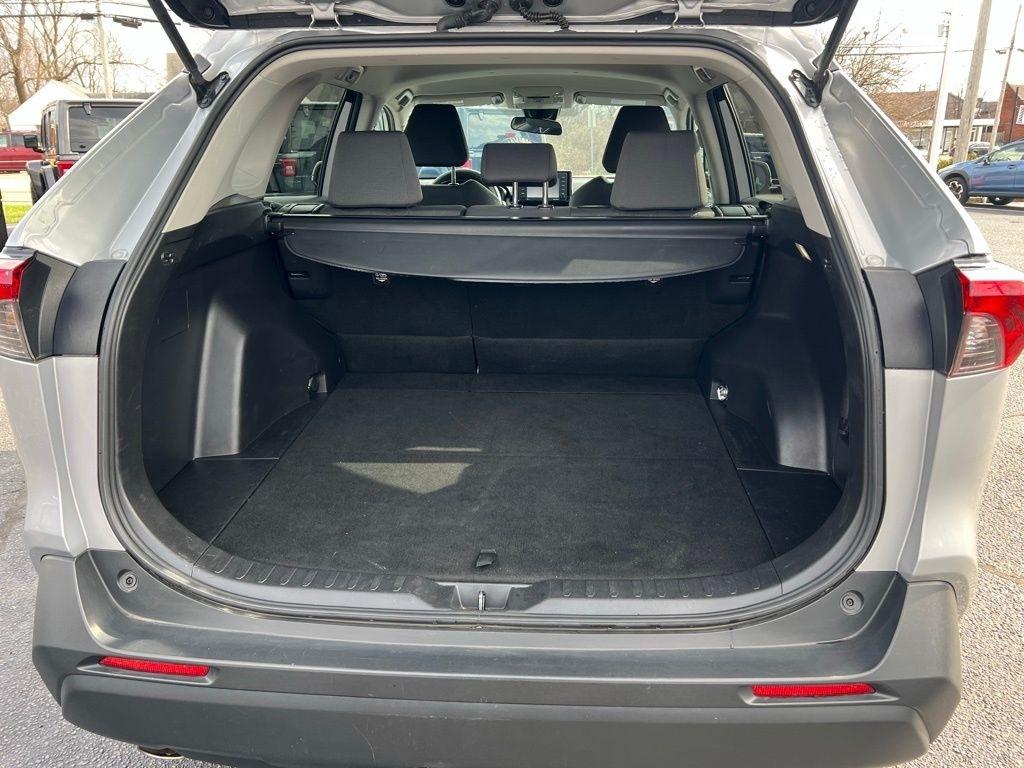 Toyota RAV4 XLE AWD 2022