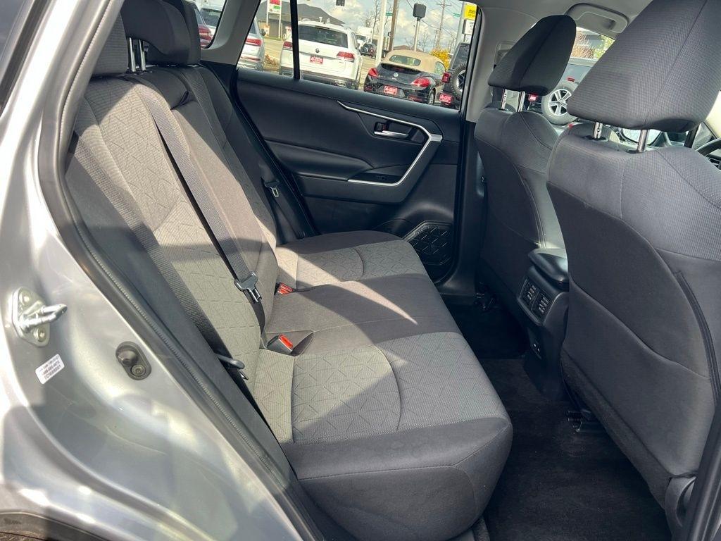 Toyota RAV4 XLE AWD 2022