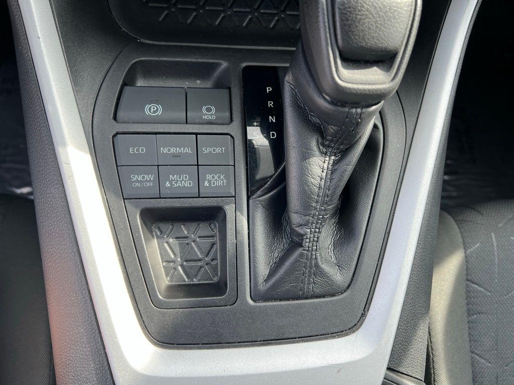 Toyota RAV4 XLE AWD 2022