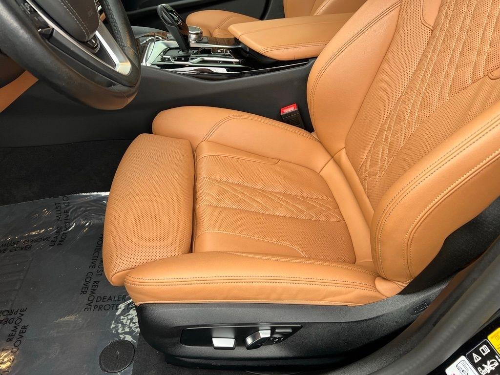 BMW 5-Series 540i xDrive 2023