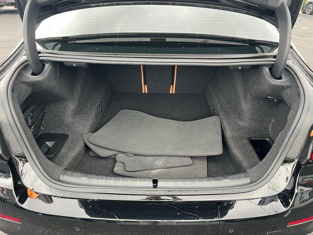 BMW 5-Series 540i xDrive 2023