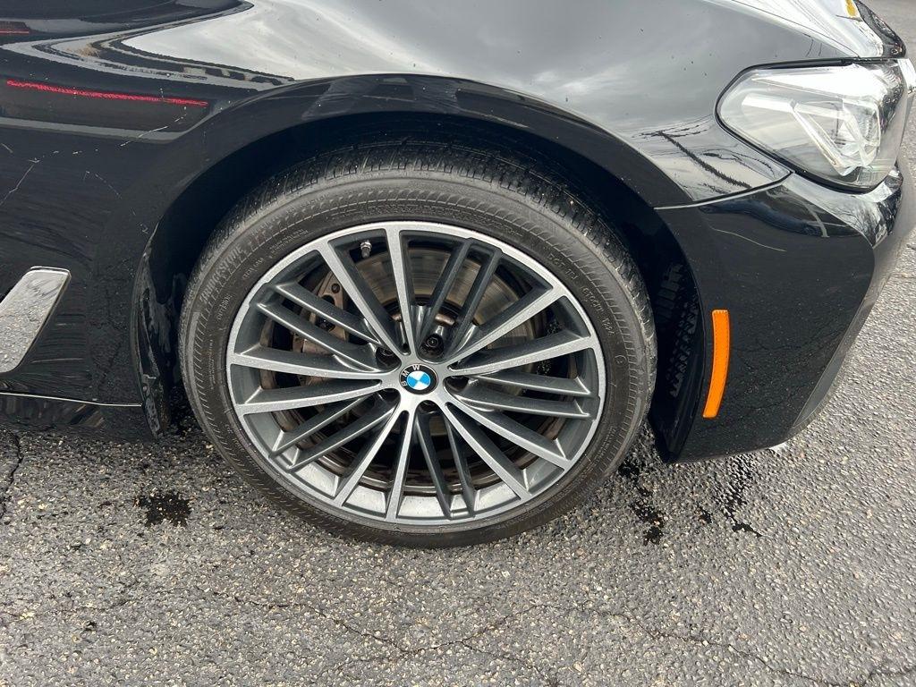 BMW 5-Series 540i xDrive 2023