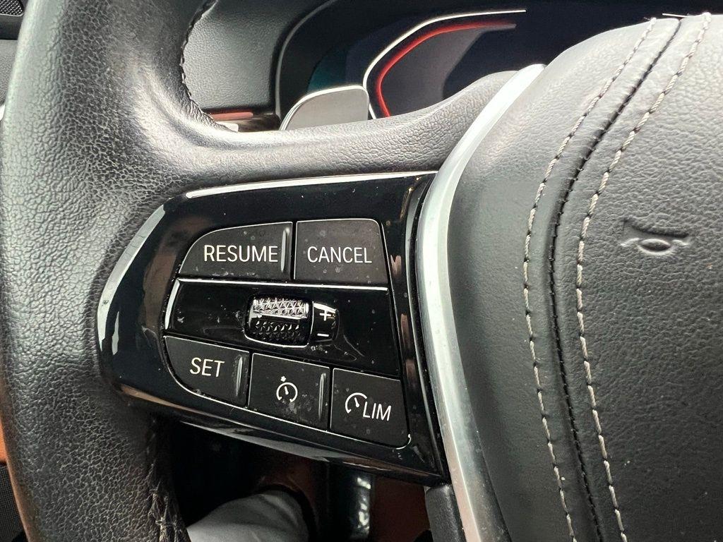 BMW 5-Series 540i xDrive 2023