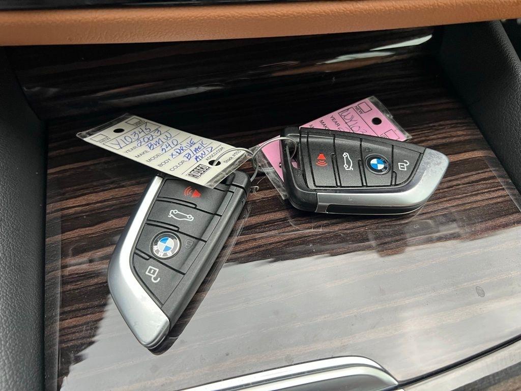 BMW 5-Series 540i xDrive 2023