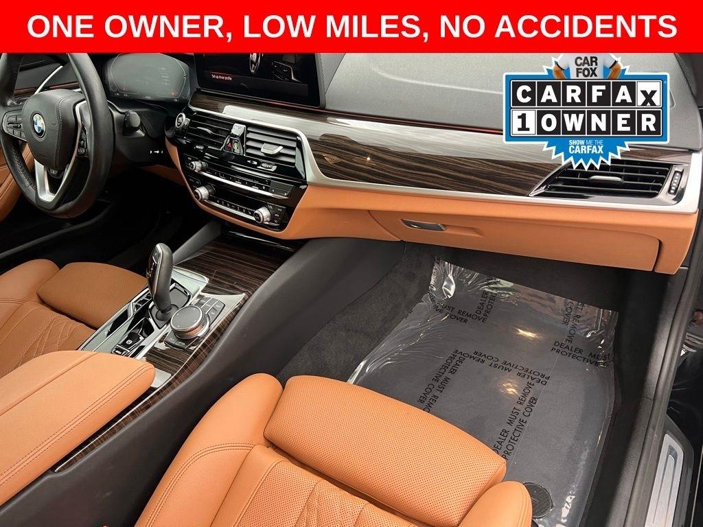 BMW 5-Series 540i xDrive 2023