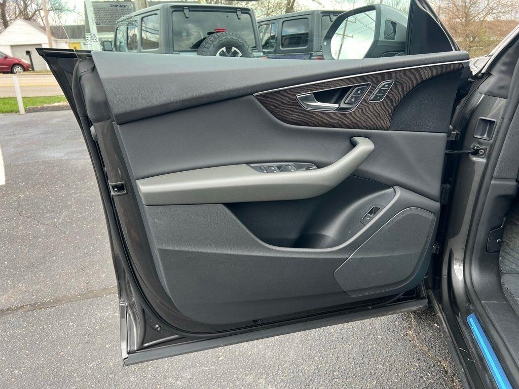 Audi Q8 3.0 TFSI Premium quattro 2022