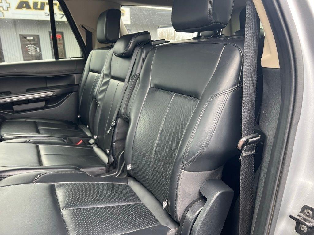 Ford Expedition MAX XLT 4WD 2023