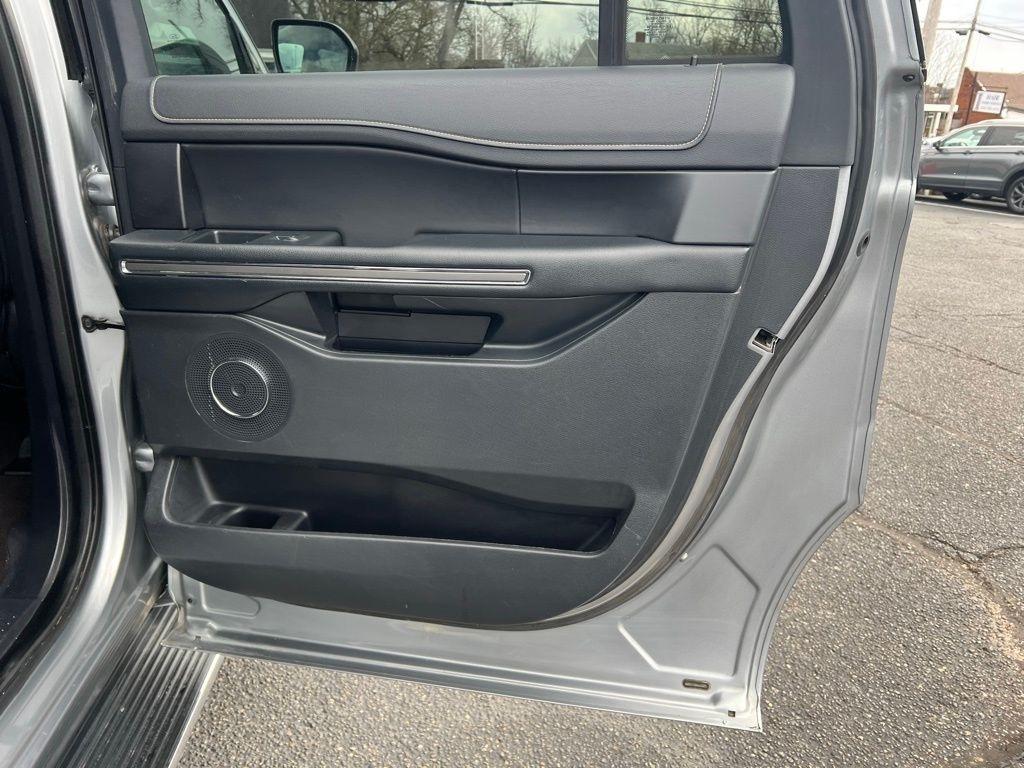 Ford Expedition MAX XLT 4WD 2023