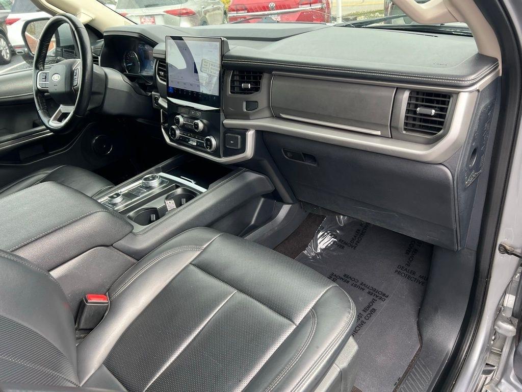 Ford Expedition MAX XLT 4WD 2023