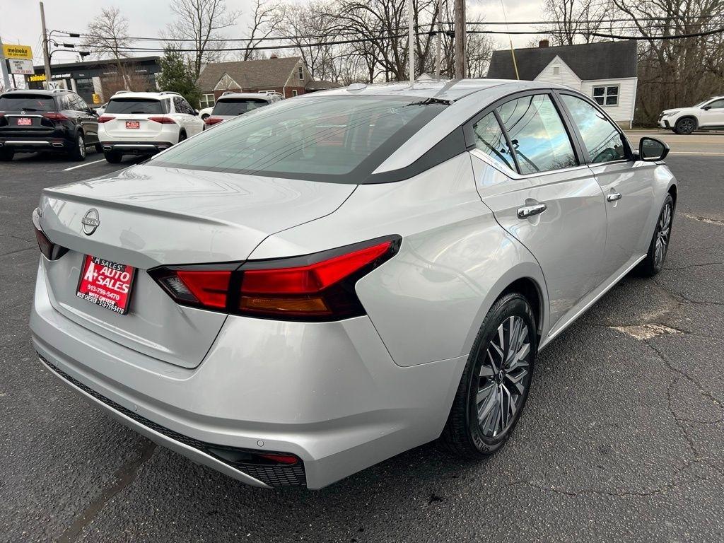 Nissan Altima 2.5 SV 2025