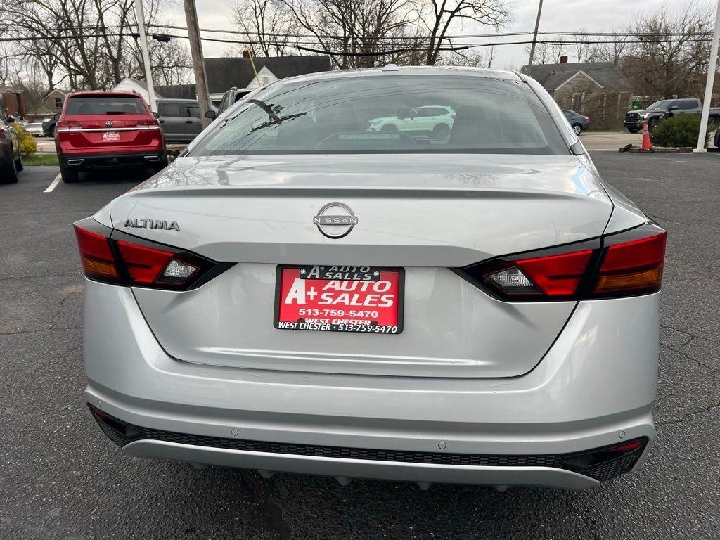 Nissan Altima 2.5 SV 2025