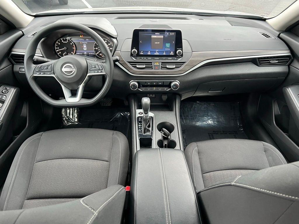 Nissan Altima 2.5 SV 2025