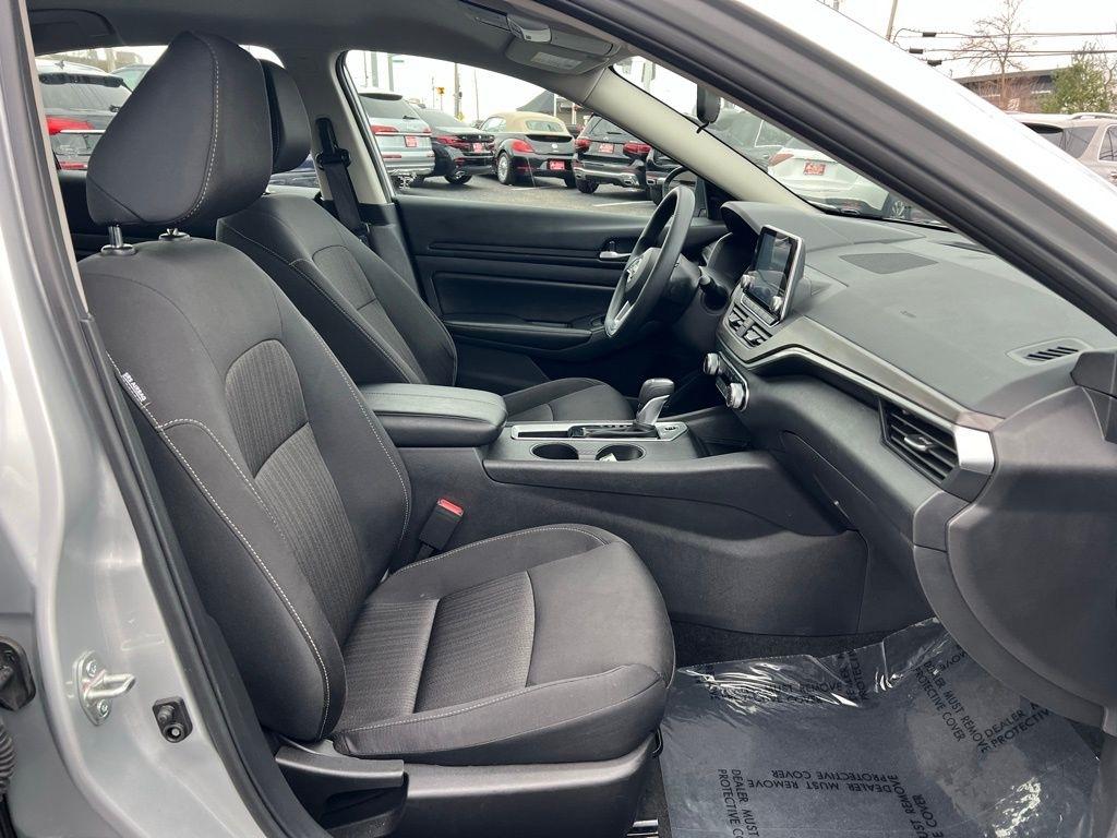 Nissan Altima 2.5 SV 2025