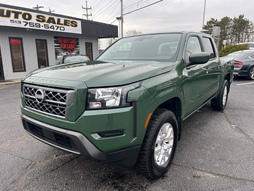 Nissan Frontier SV Crew Cab 4WD 2022
