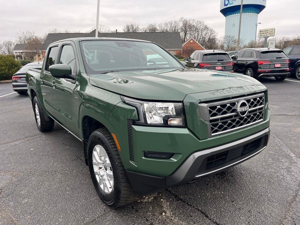 Nissan Frontier SV Crew Cab 4WD 2022
