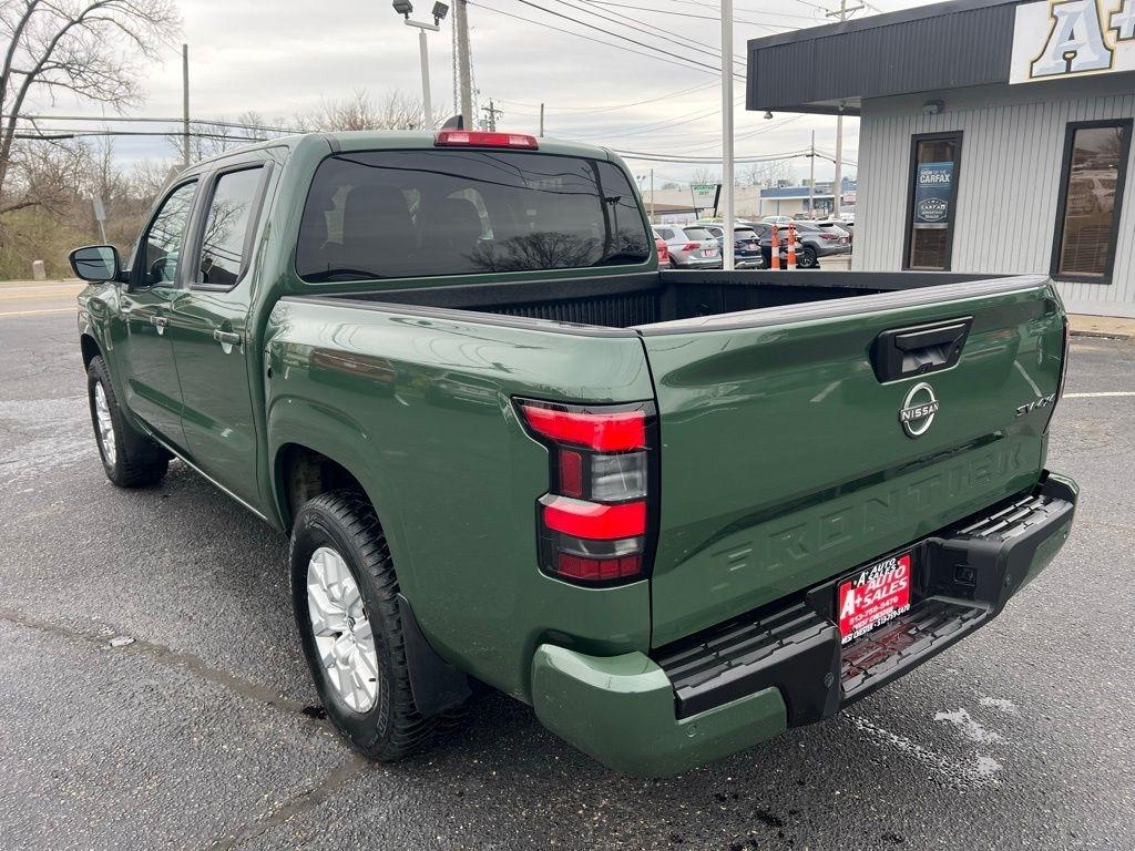 Nissan Frontier SV Crew Cab 4WD 2022