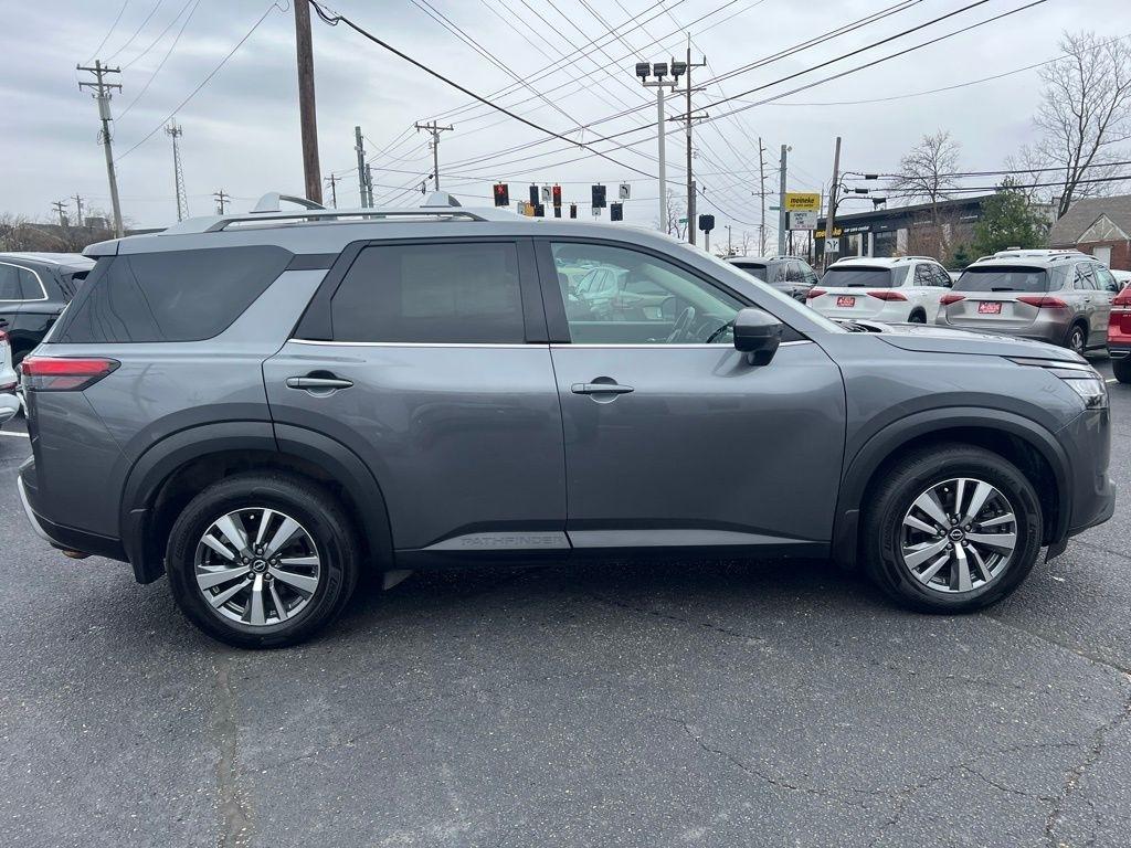 Nissan Pathfinder SL 4WD 2023