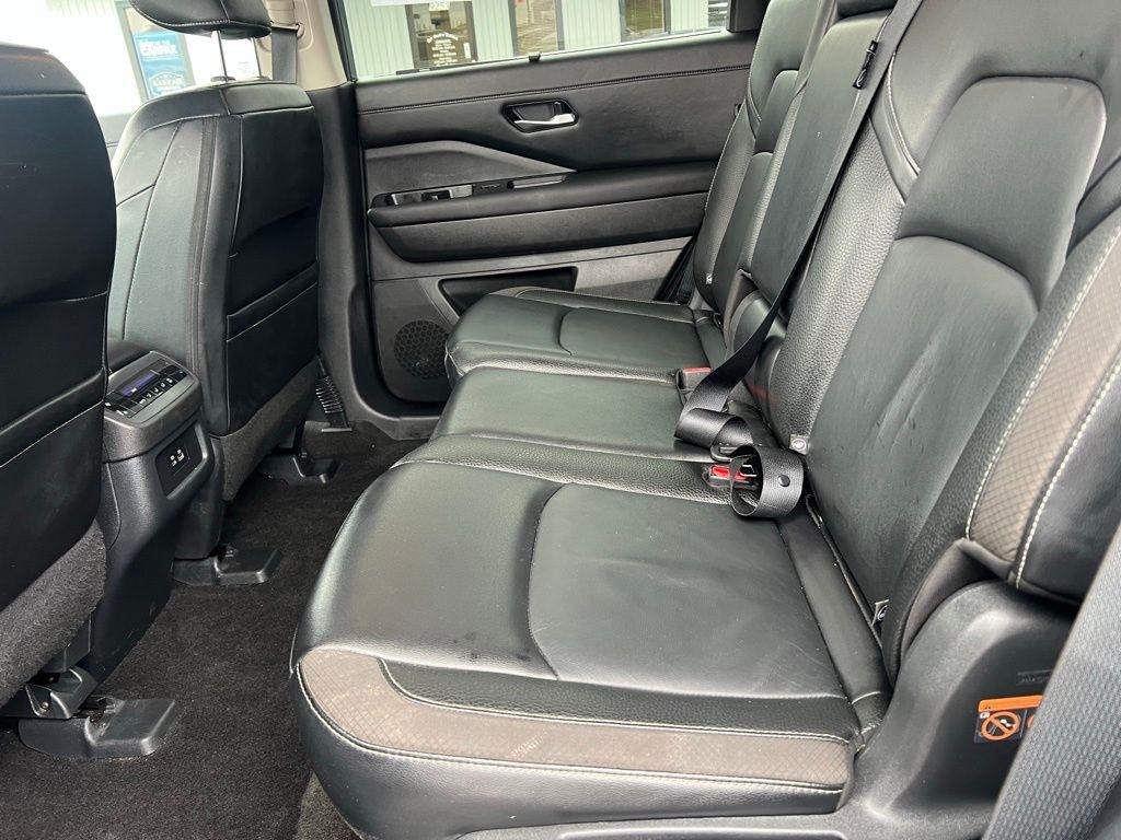 Nissan Pathfinder SL 4WD 2023