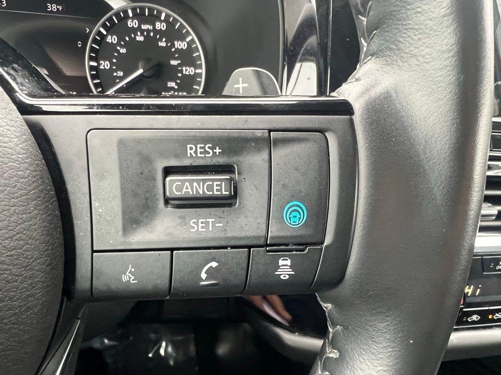 Nissan Pathfinder SL 4WD 2023