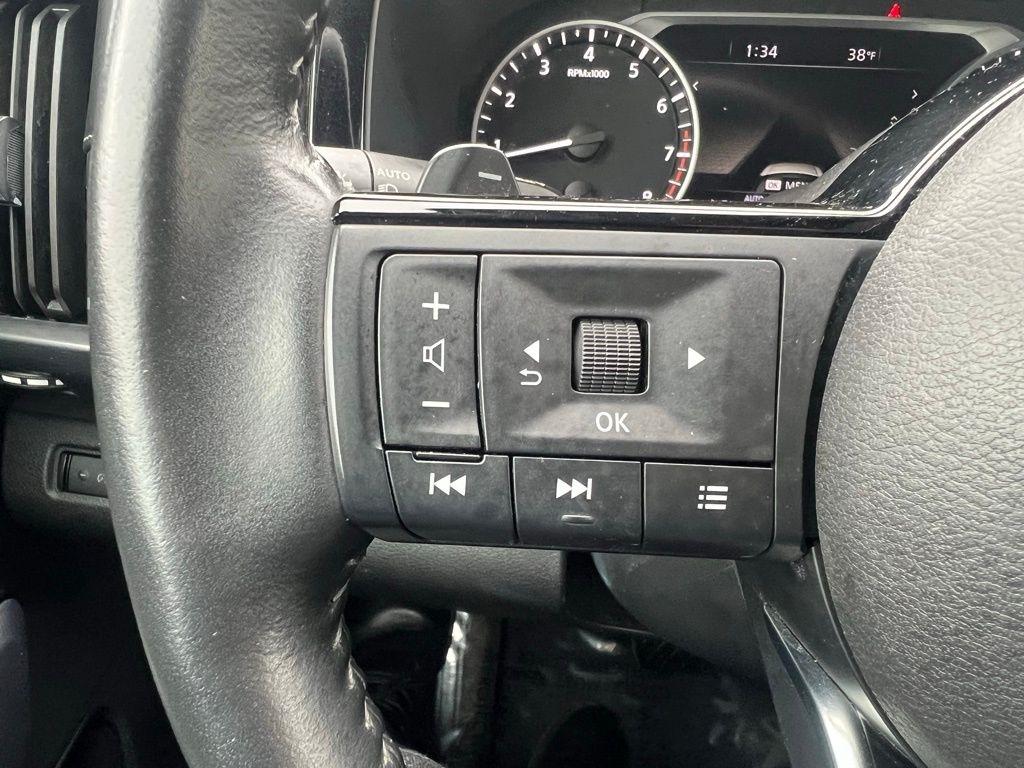 Nissan Pathfinder SL 4WD 2023