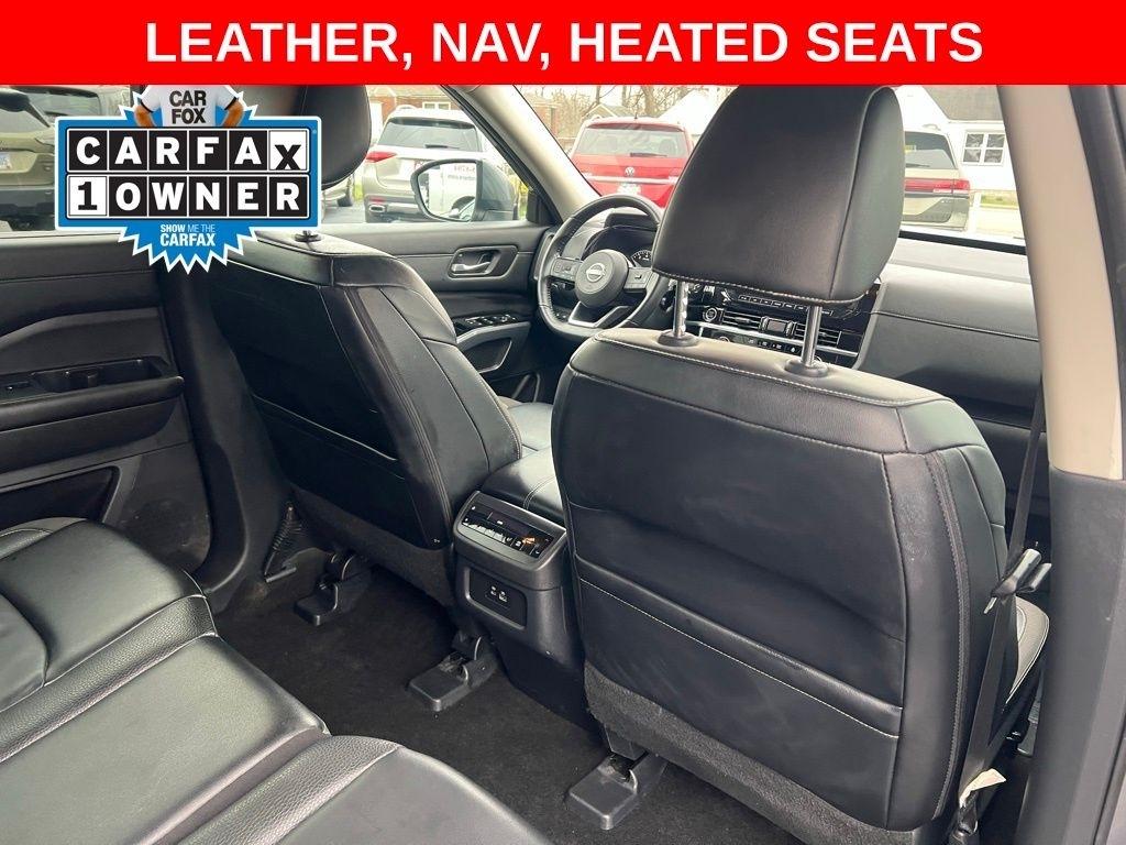 Nissan Pathfinder SL 4WD 2023