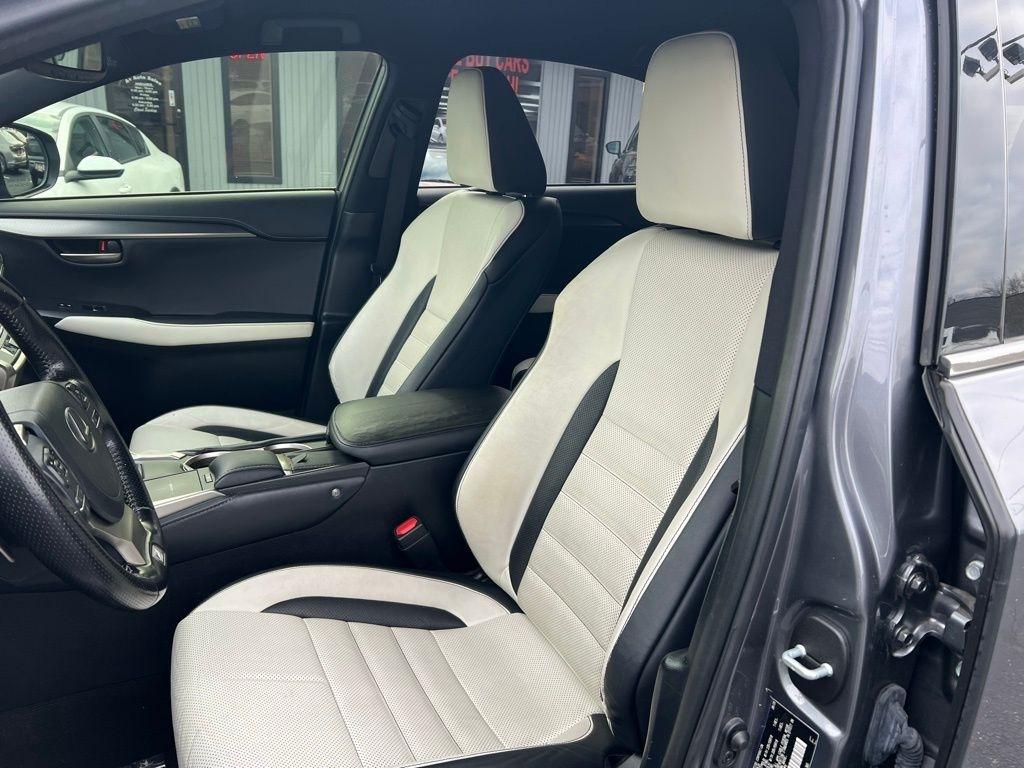 Lexus NX 300 F SPORT 2021