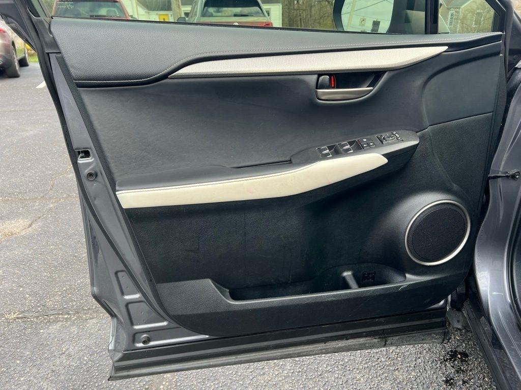 Lexus NX 300 F SPORT 2021