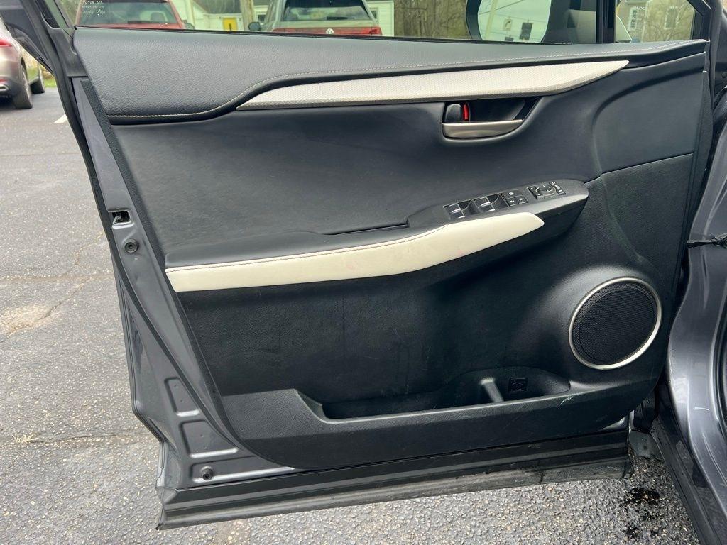 Lexus NX 300 F SPORT 2021