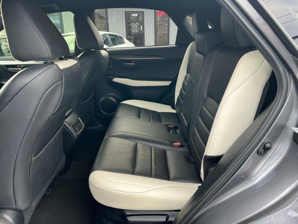 Lexus NX 300 F SPORT 2021