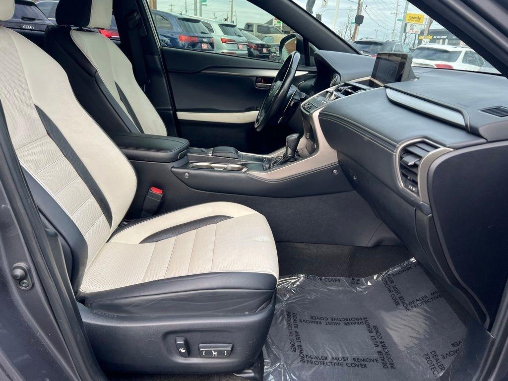 Lexus NX 300 F SPORT 2021